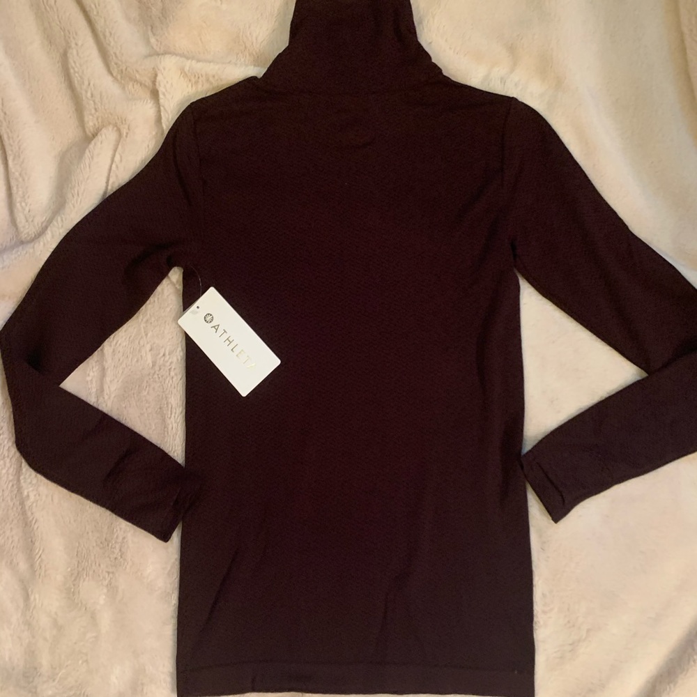 Athleta 🍁NWTs🍁Burgundy Flurry Peak Turtleneck - Picture 4 of 14